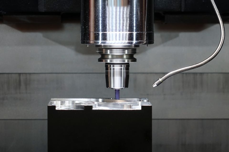 cnc-milling-manufacturers.jpg
